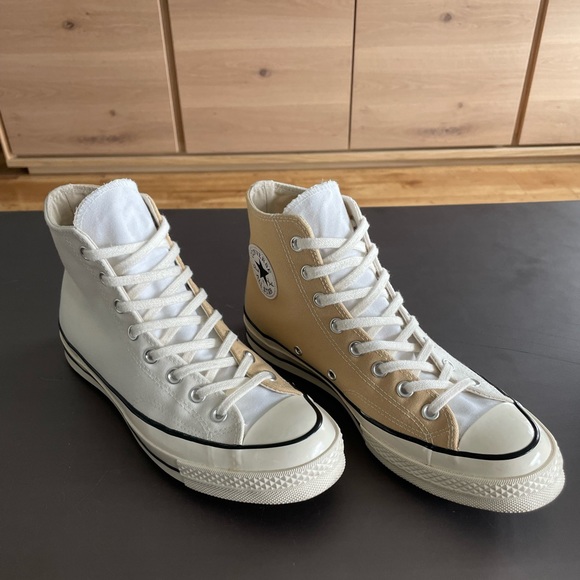 Converse bi color hi-tops - Picture 1 of 7